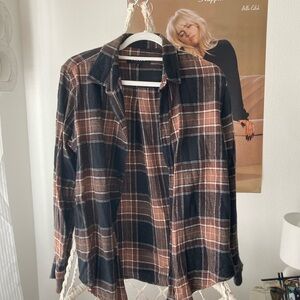 Plaid Button-Up Shirt in Black and Brown